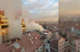 Ankara’da çatı katı yangını