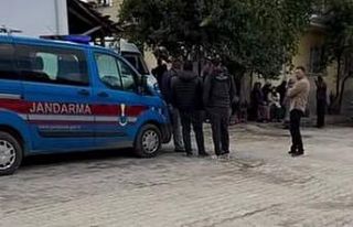 Anne ve kızı sobadan sızan gazdan zehirlenerek...