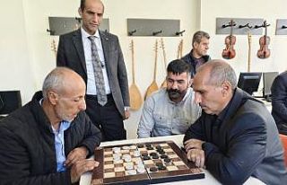 Arıcak’taki Dama Turnuvası’nda yarı final heyecanı