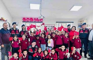 Arpadere İlkokulu’nda Cumhuriyet coşkusu yaşandı