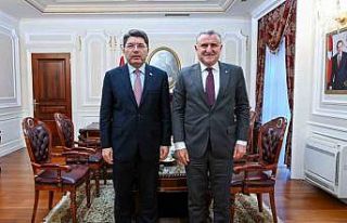 Bakan Bak ile Bakan Tunç, bir araya geldi