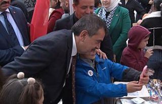 Bakan Tekin: "Gazze’nin yeniden inşası için...