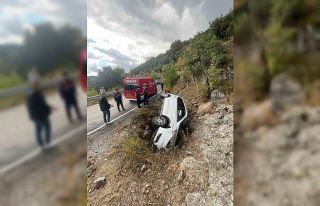 Balıkesir’de direksiyon hakimiyetini kaybeden sürücü...