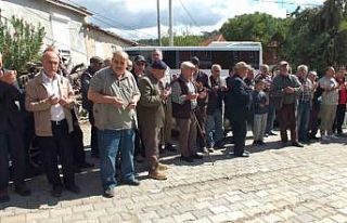 Balıkesir’de zeytin üreticileri yağmur duasına...