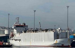 Bandırma ahır kokulu günlerine geri döndü