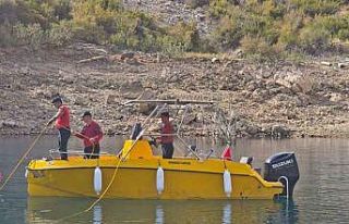 Baraj gölünde yüzerken kaybolan İrlandalı turist...