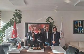 Başarılı öğrenciler ödüllendirildi