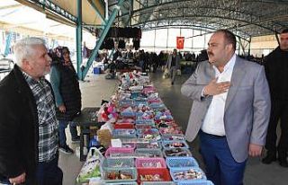 Başkan Hamamcı’dan pazar ziyareti