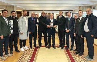 Başkan Sekmen; "Sporda da Erzurum’u marka...