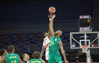 Basketbol Süper Ligi: Bahçeşehir Koleji: 65 - Esenler...