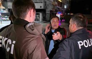 "Bekçi beni çeviremez" diyen alkollü...