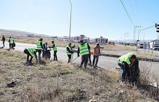 Belediye ekiplerinin temizlik seferberliği sürüyor