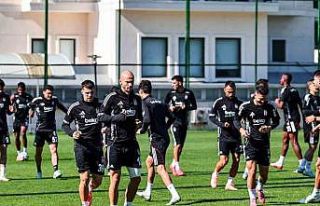 Beşiktaş’ta Konyaspor maçı hazırlıkları devam...