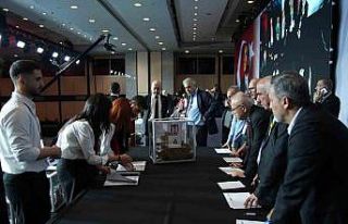 Beşiktaş’ta oy verme işlemi sona erdi