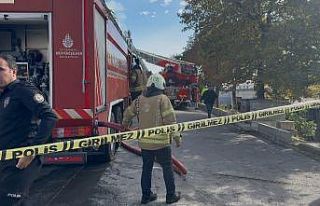 Beylikdüzü’nde fabrika alev alev yandı