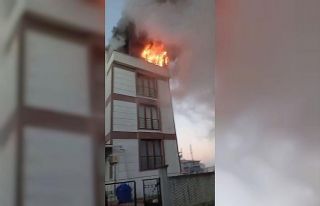 Biga’da ev yangını