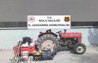 Bolu’da jandarmadan kaçak kazı yapanlara suçüstü:...