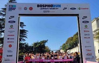 ’Bosphorun Quarter Marathonu’nda 3 bin kişi kıyasıya...