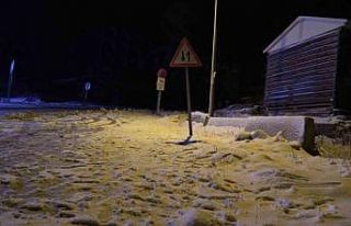 Bursa’da kar yağışını görenler gece yarısı...