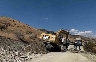 Büyükşehir Belediyesi ekipleri kış öncesi mahalle...