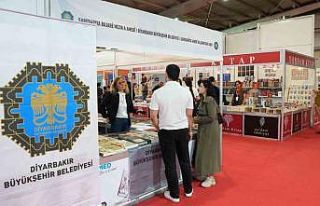 Büyükşehir Belediyesi, Kitap Fuarında kenti tanıtıyor