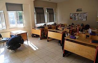 ÇAK-TİM, Çayırova’daki okullarda afet eğitimlerine...