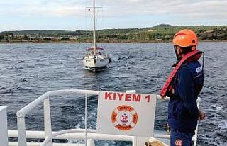 Çanakkale Boğazı’nda makine arızası yaparak...