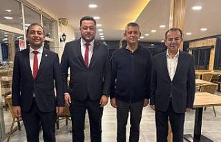 CHP Genel Başkanı Özel’den güven tazeleyen il...