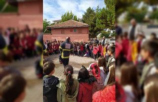 Çorum’da ilkokul öğrencilerine yangın eğitimi