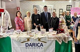 Darıcalı kadınların el emeği ürünleri Bosna’da...