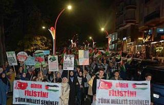 Demirci’de binlerce kişi Filistin’e destek için...