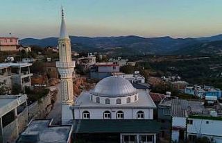 Depremin ardından inşa edilen 105. cami ibadete...