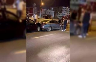 Diyarbakır’da 9 aracın karıştığı kazada 3...