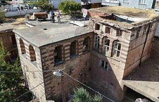 Diyarbakır’da zindanından su kuyusuna kadar olan...