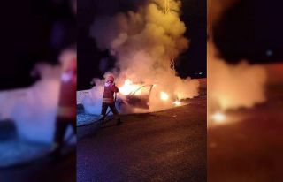 Dörtyol’da otomobil alevlere teslim oldu