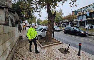 Edirne’de yola dökülen yağ zincirleme kazaya...