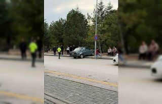 Ehliyetsiz sürücünün çarptığı yaya yaralandı