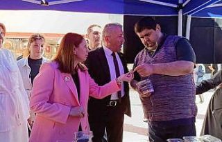 El emeği göz nuru eserler sergilendi