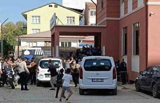 Elazığ’da Furkan Hareketi üyeleri Zabıta Müdürlüğünü...