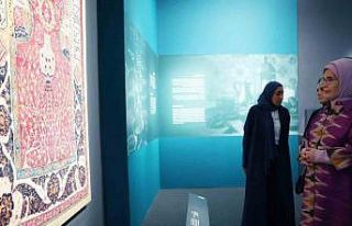 Emine Erdoğan, Katar’da İslam Eserleri Müzesi’ni...