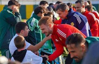 Engelleri yeşil sahada aştılar