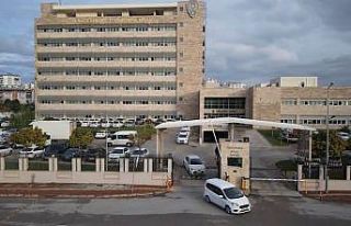 Engelli vatandaşın evini satıp parayı kız arkadaşının...