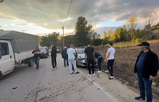 Erbaa’da minibüs ile otomobil çarpıştı: 5 yaralı