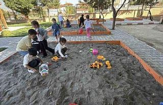 Erbaa’da okul bahçesi sınıfa dönüştü: Minikler...