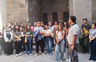 ERÜ’ye yeni kayıt yaptıran öğrencilere ’Kültür...