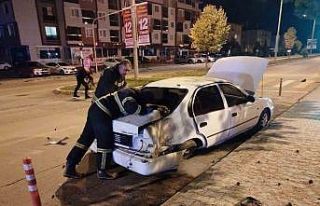Erzincan’da iki otomobil çarpıştı, 1 kişi yaralandı