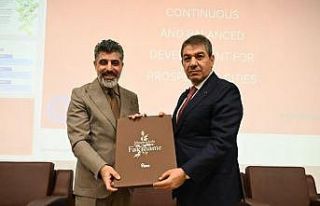 Esenler Belediye Başkanı Göksu Üsküp’te şehirciliği...