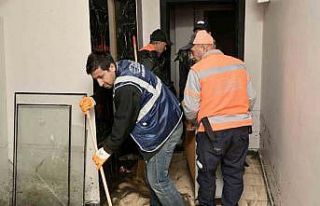 Esenyurt Belediyesi olumsuz hava şartları ortadan...