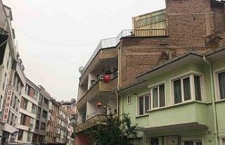 Eskişehir’de 45 yaşındaki şahıs evinde ölü...