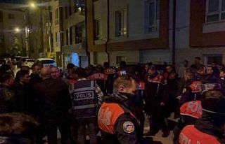 Eskişehir’de bekçiye balta çektiği iddia edilen...